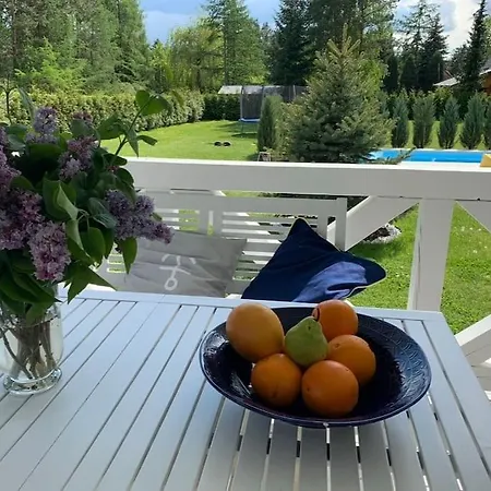 Villa Piekny Dom Nad Jeziorem Zegrzynskim Z Basenem - 3 Sypialnie